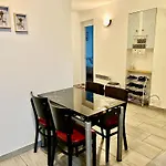 Bastillle Two Bedroom Apt